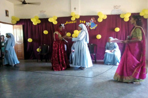 Divine Fashion designing Chandranagar Palakkad